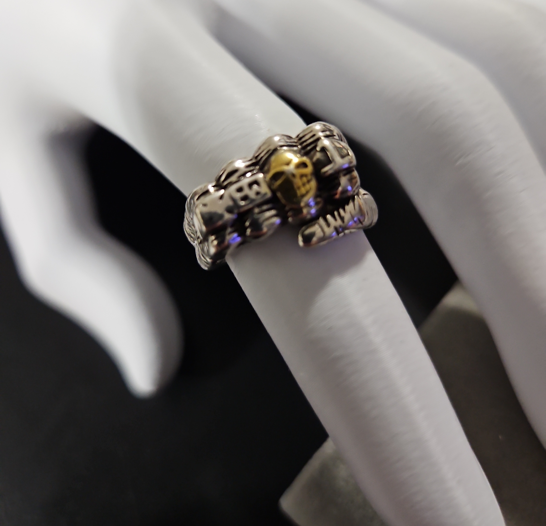 925 Fist Ring